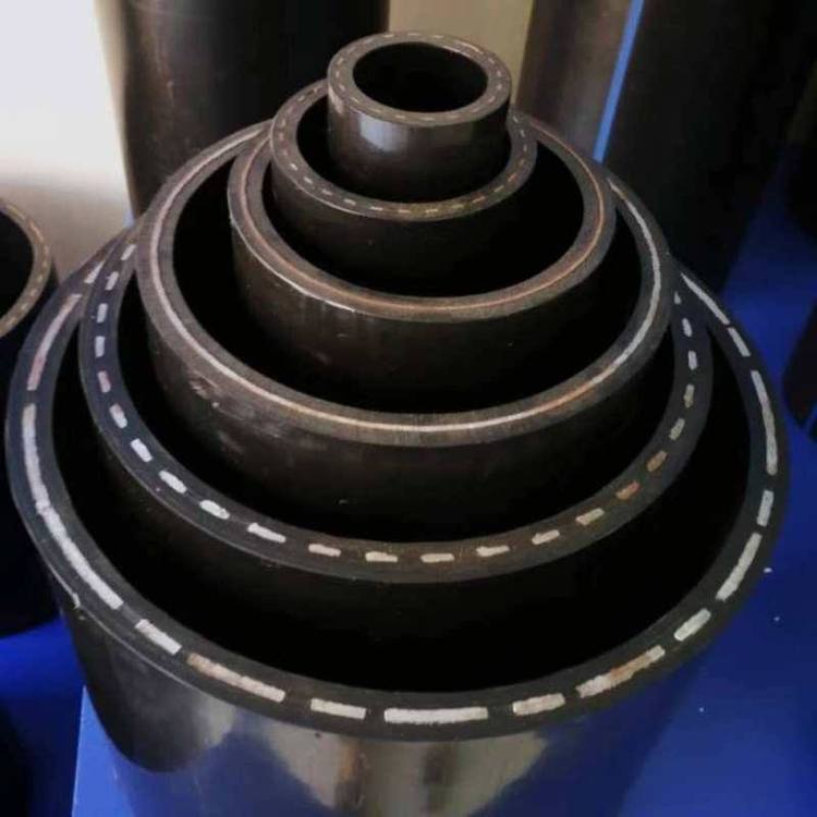 喀什孔网钢带复合管管 热力保温管 长度6-12米 黑色 材质PERT2型
